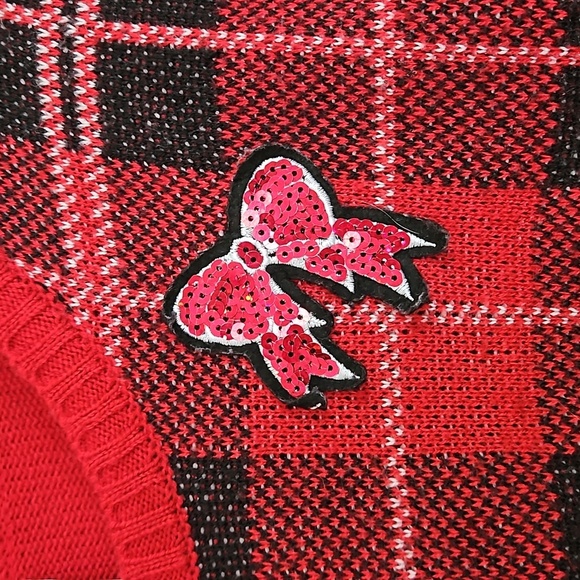 Girls' Red Christmas Pullover Sweater, Excellent Condition, (Size 4-6) - Picture 5 of 5